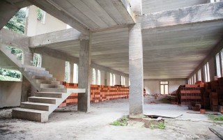 Edifício para abrigar novos laboratórios teve verba federal, mas não foi concluído pelo governo de São Paulo: desperdício e má gestão. (raoni maddalena/rba)